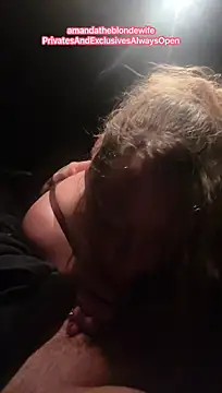 amandatheblondewife