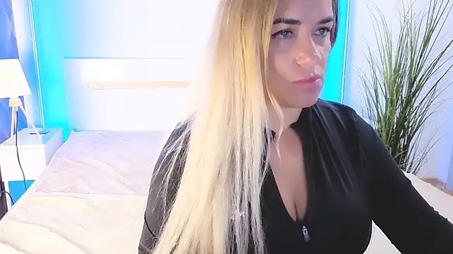 JuicyMillena