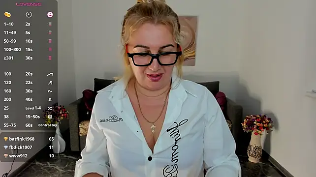 Lili_Crossi