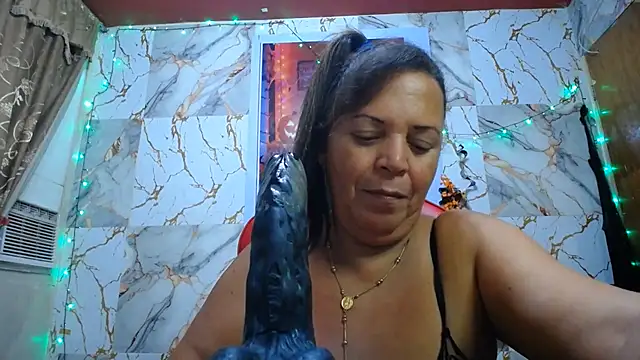 alina_maturehot