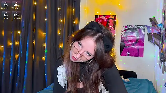 ViolettMo0n live cam on StripChat