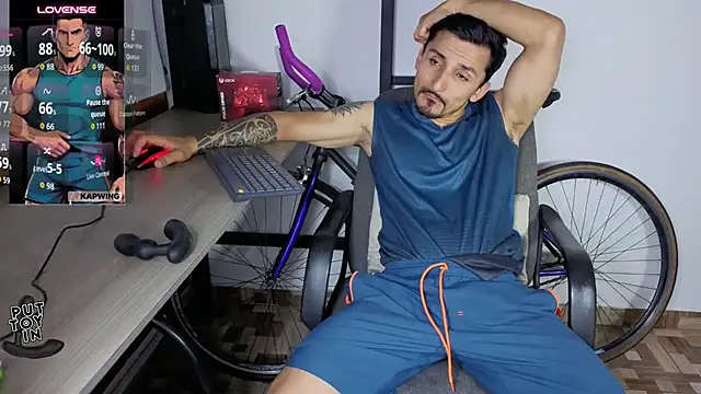Marck_Muscle live cam on StripChat