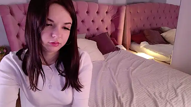 CruelKittty live cam on StripChat