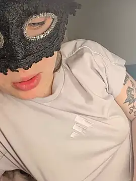 Manon_secret00