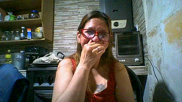 cari75 live cam on StripChat