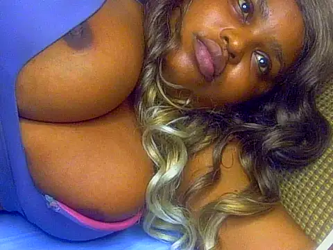 Yaspretty6 live cam on StripChat