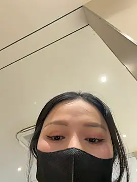 Linh_2004