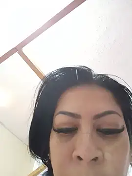 leidy09z (F milf) - Masturbarcion por el culo con mi 🥕 rico