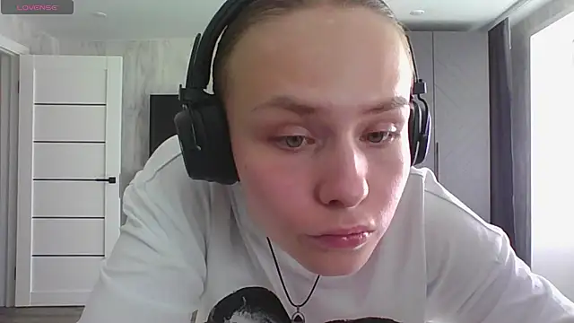 Annie_Cohn