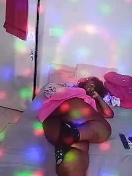 QueenLorena25 webcam