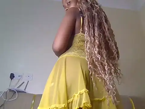 pretty-bustybunny