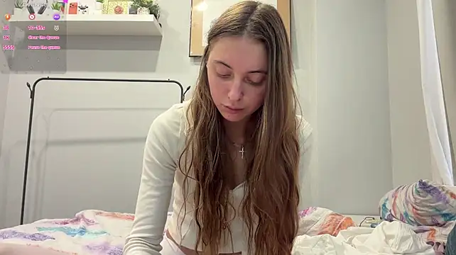 selena_favn