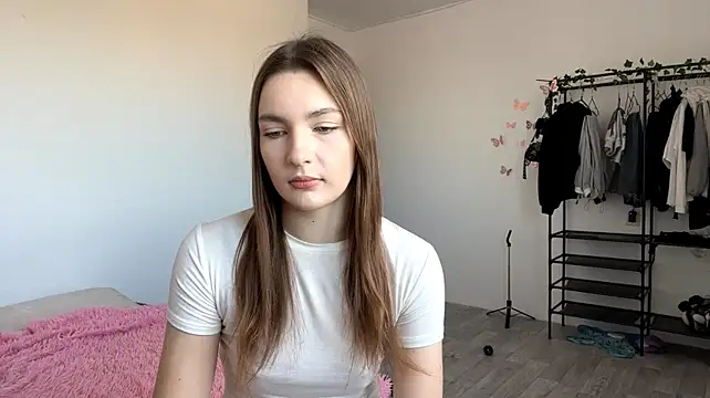 JuleCawood live cam on StripChat