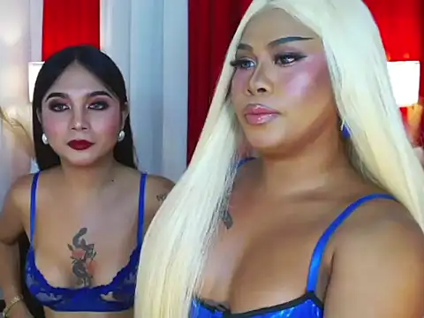 HorseCockAndrea live cam on StripChat