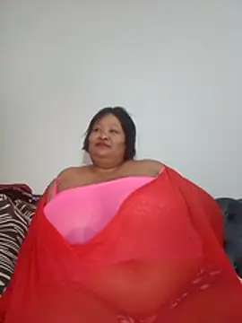 nancy111 live cam on StripChat