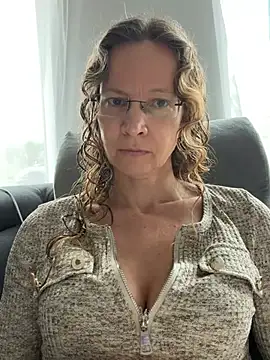 annikarose (F milf) - Naked Orgasmus