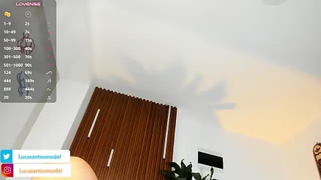 lucasanto_ live cam on StripChat