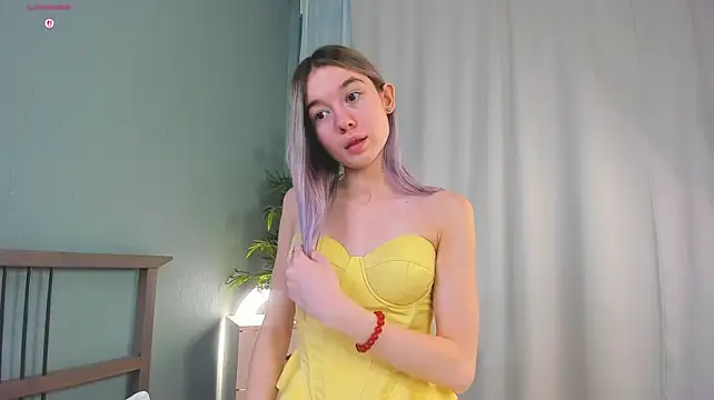 WhiteKellyx live sex cam