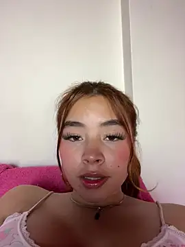 bonnie_moon (F young) - Doggy no pantys