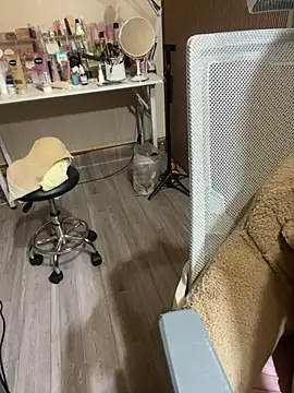 Mina048 live cam on StripChat