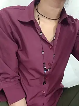 Hot_Riya_999