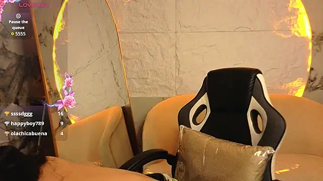 lia_harper_t