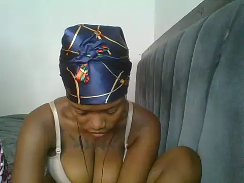 Nasty_Tetty