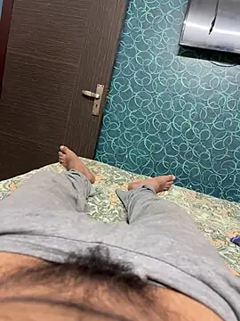smallcock_pleasure (M young) - Nude for you