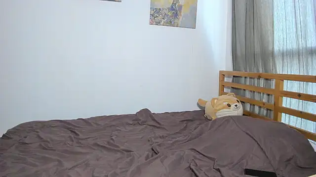 Модель: EmiliaRhodes