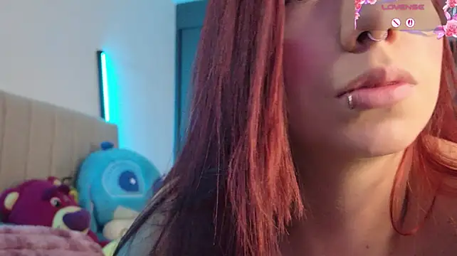 Your_rosalie live cam on StripChat