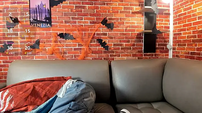 Valentino_knox1
