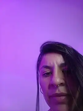 laura_22x