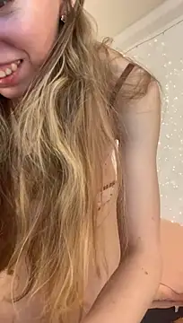 BeautyEliise_ live cam on StripChat
