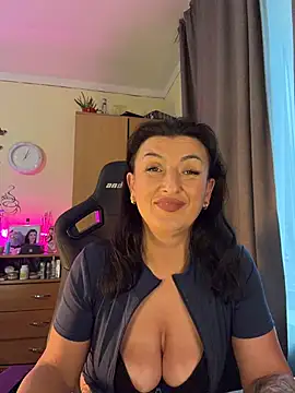 Hotangel75