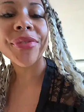 HaileyDiana live sex cam