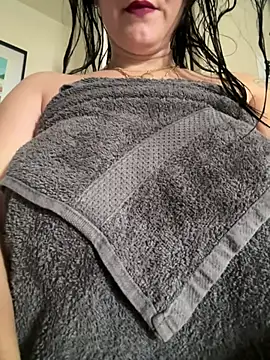 Luccreccia_ live sex cam