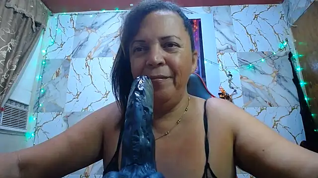 alina_maturehot