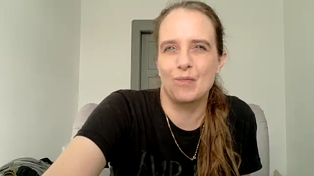 Chantalee webcam