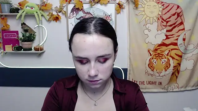 VeryVeryVeryShy_ live cam on StripChat