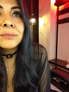 Aniajoness_ live cam on StripChat
