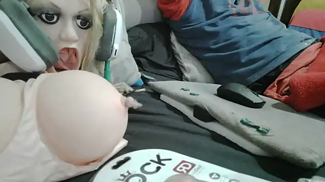 messi_syssy live cam on StripChat
