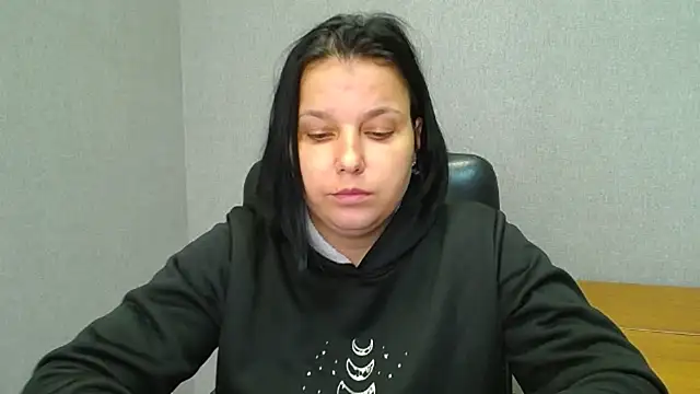 Simmiera live cam on StripChat