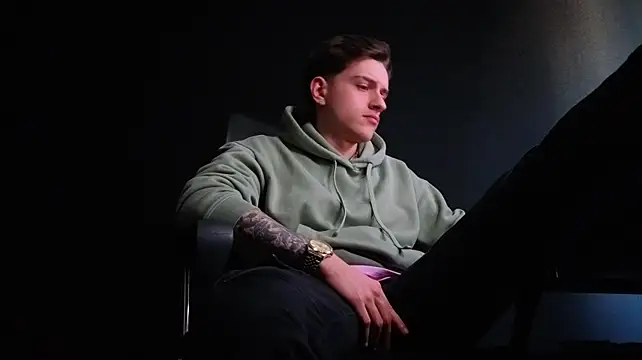 FelixStarkk live cam on StripChat