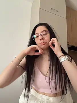 LuluPeach_ live cam on StripChat