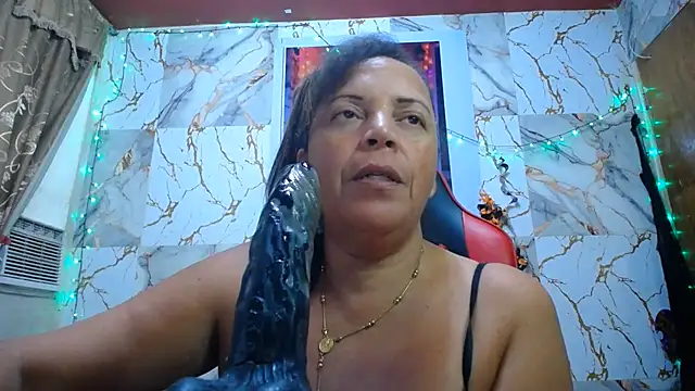 alina_maturehot