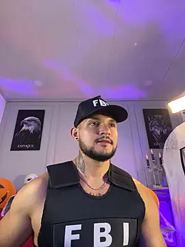 marco_vega (M young) - Give me your sweet Cum, my king.