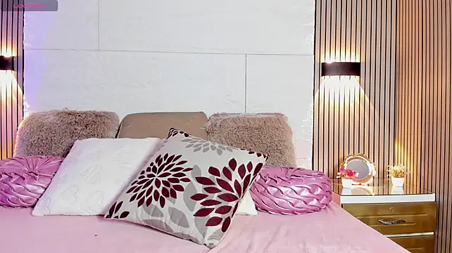MiaDiamont