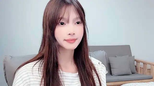 OuOrrre_ live cam on StripChat