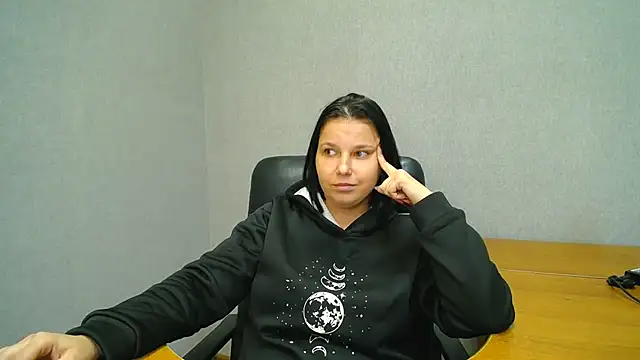 Simmiera live cam on StripChat