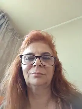 GiselleFox live cam on StripChat